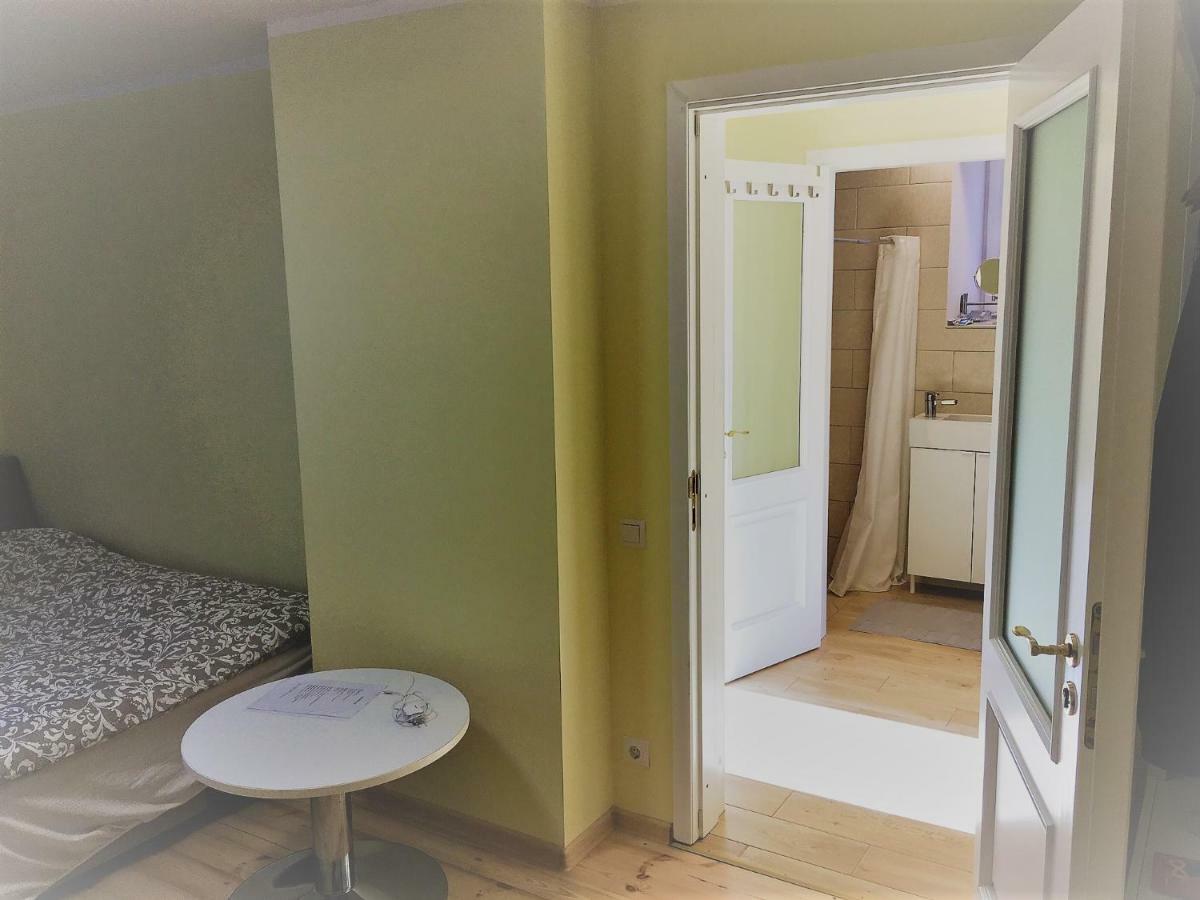 Excelent Apartment With Garden And Free Parking 里加 外观 照片